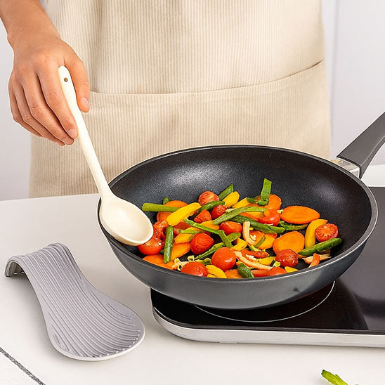 repose cuillere ustensile pratique