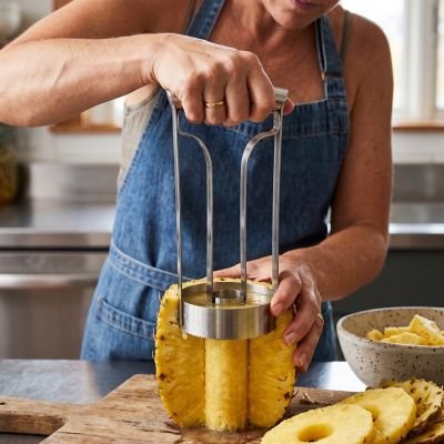 Coupe ananas manuel avec lame dentelé