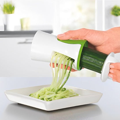 Coupe légumes en spirales courgette fraîche