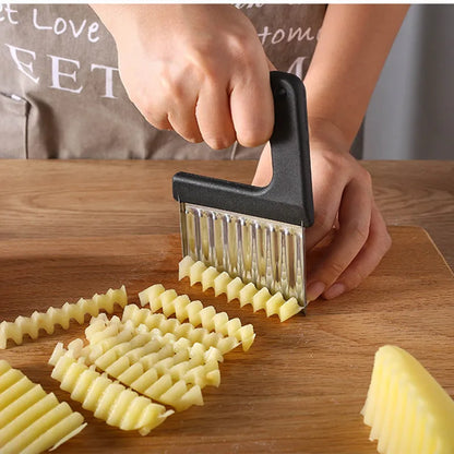 Coupes frites utilisé sur planche en bois