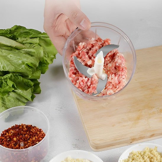 Hachoir inox coupe legumes fine et uniforme