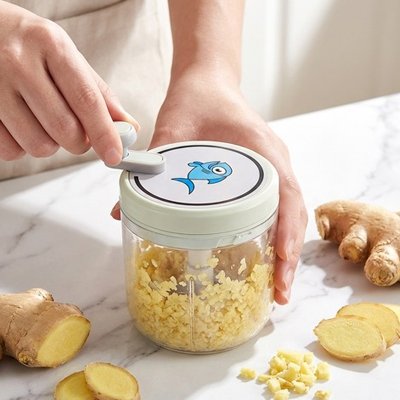 Mini hachoir pour légumes et herbes