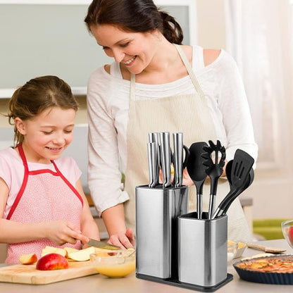 Porte couteaux sur plan de travail cuisine familiale