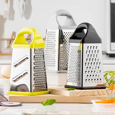 Râpe à fromage manuelle avec accessoires